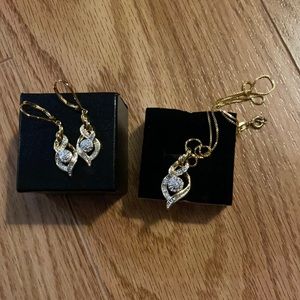 Necklace and earrings set